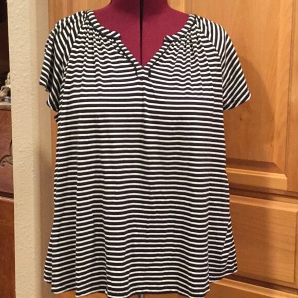 Tops - NWT striped top with flutter sleeve
